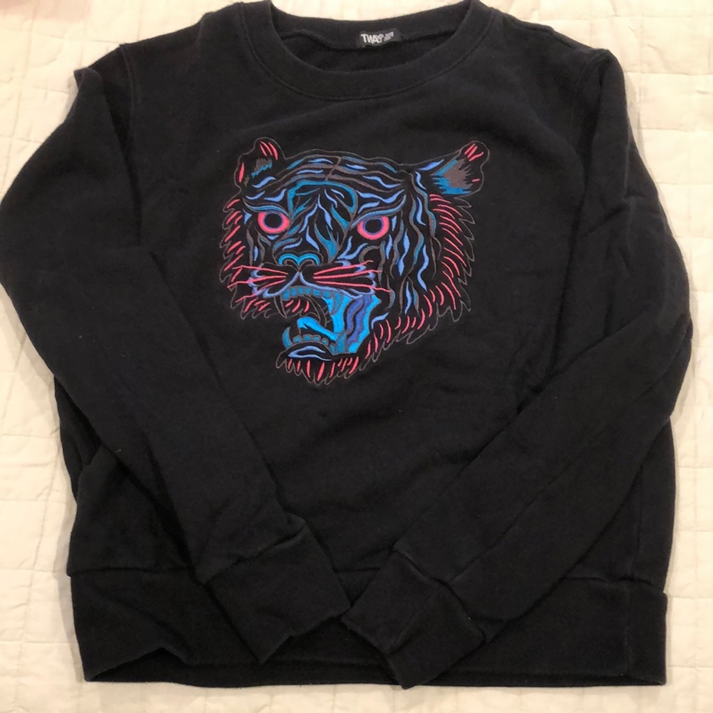 Tiger embroidery sweatshirt